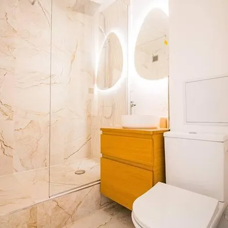 Typical Parisian In Le Marais Apartament *